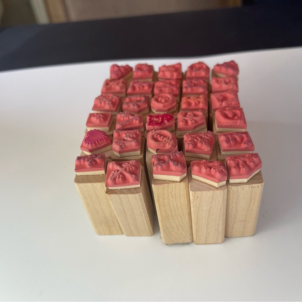 Rubber Alphabet Upper Case Stamps Set of 30 - Picture 10 of 12